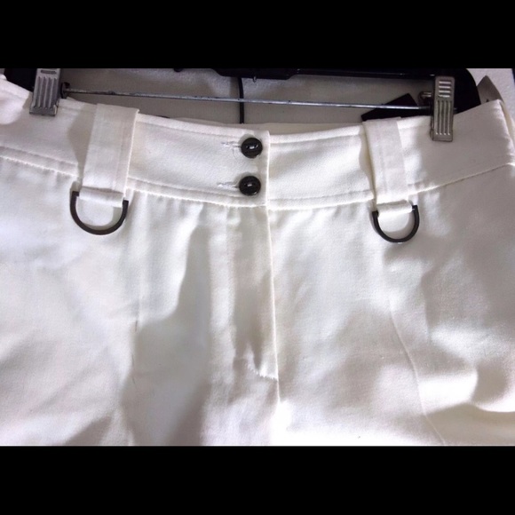 White Burberry pants NWOT 30” Low rise - Picture 4 of 8
